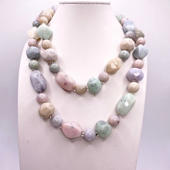 Vintage Pastel Confetti Lucite Beads Necklace - Picture 3 of 5